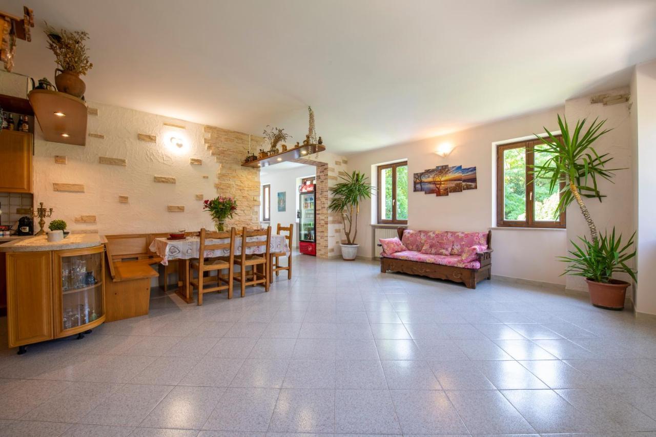 Apartmán Le3Sirene Brentino Belluno Exteriér fotografie